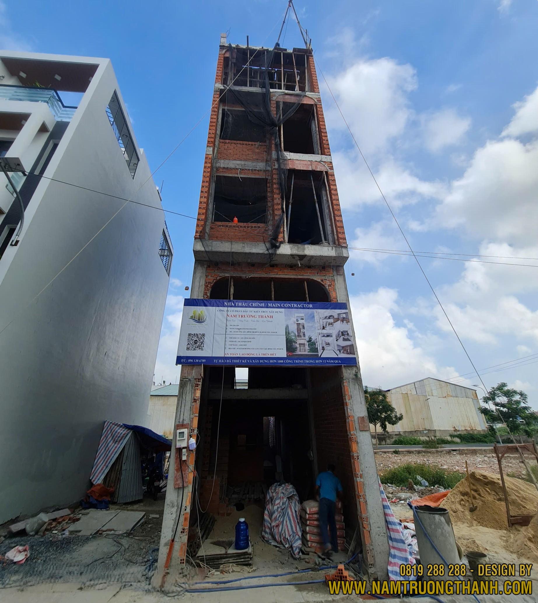 Toàn cảnh công trình nhà phố trong giai đoạn thi công phần thô