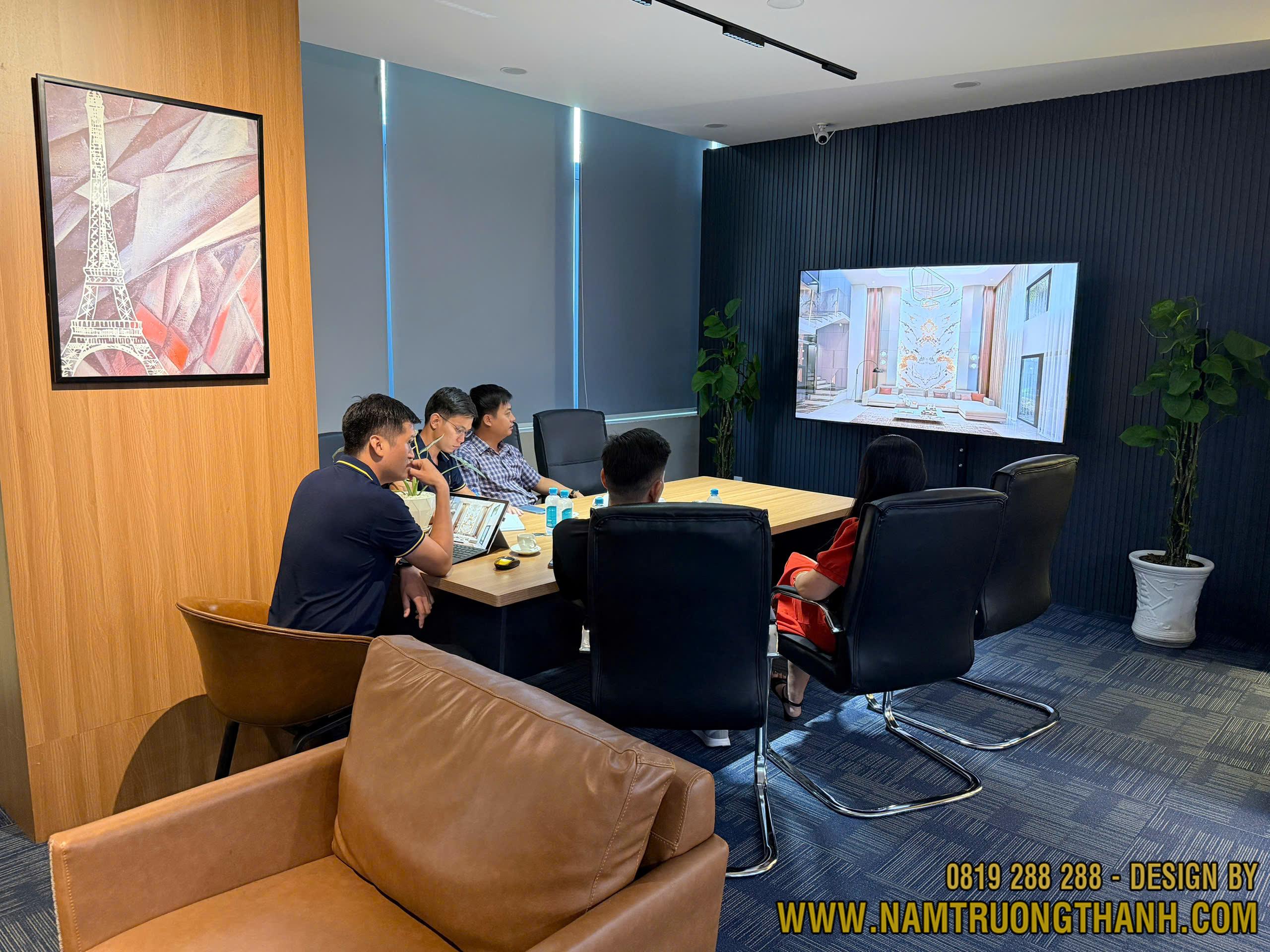 Thiết lập group làm việc chung giữa chủ nhà, kiến trúc sư và nhà thầu nhằm kiểm soát chéo và minh bạch thông tin tiến độ.